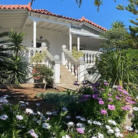 Holiday home Ouranos Cosy *
