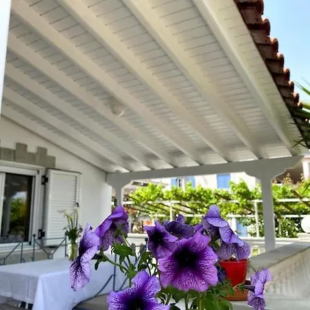 Ouranos Cosy Holiday home