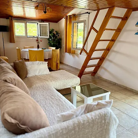 Ouranos Cosy